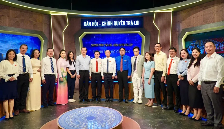 "Nóng" chuyện trường lớp, an toàn thực phẩm trước năm học mới "Nóng" chuyện trường lớp, an toàn thực phẩm trước năm học mới