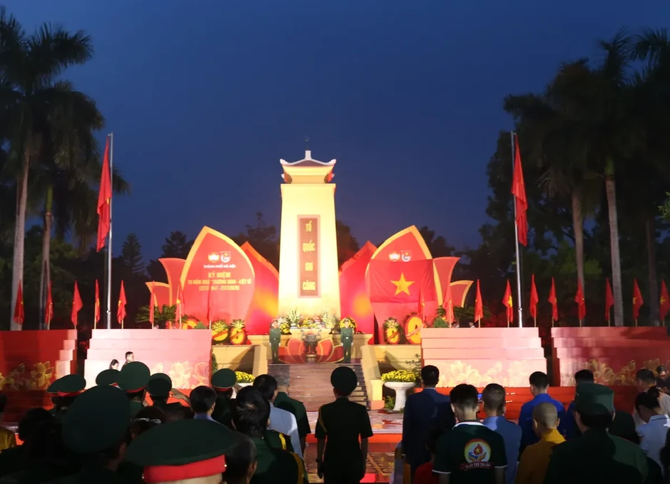"Thắp hương tri ân 2026": Sáng mãi tình đất nước, khắc ghi lòng biết ơn các Anh hùng liệt sĩ