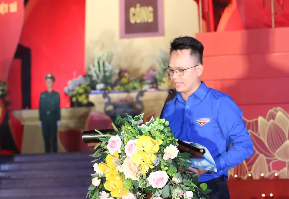 "Thắp hương tri ân 2026": Sáng mãi tình đất nước, khắc ghi lòng biết ơn các Anh hùng liệt sĩ