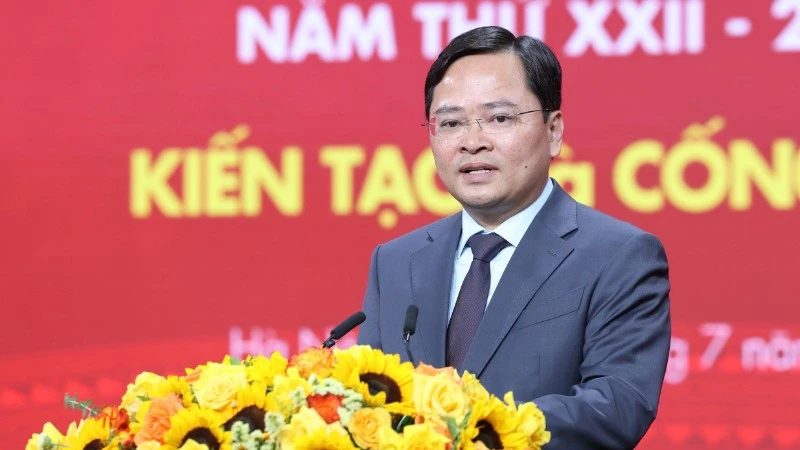 "Vinh quang Việt Nam" vinh danh 13 tập thể, cá nhân kiến tạo, cống hiến "Vinh quang Việt Nam" vinh danh 13 tập thể, cá nhân kiến tạo, cống hiến