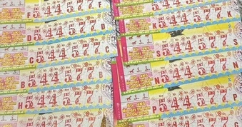 “Vận may” gõ cửa, nhiều gia đình miền Tây ăn lễ lớn