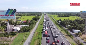 [Video] Đề xuất bổ sung nhiều trường hợp được miễn phí đường cao tốc
