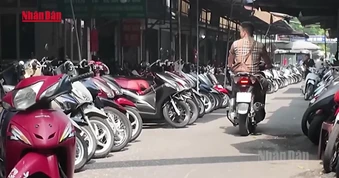 [Video] Phạt tiền từ 800.000 đồng đến 1 triệu khi mua xe máy cũ không làm thủ tục sang tên
