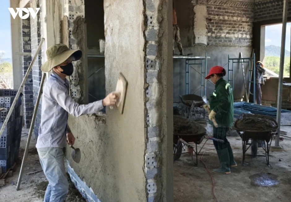“Vượt nắng, thắng mưa” đưa các trường học ở biên giới Đắk Lắk về đích đúng hạn