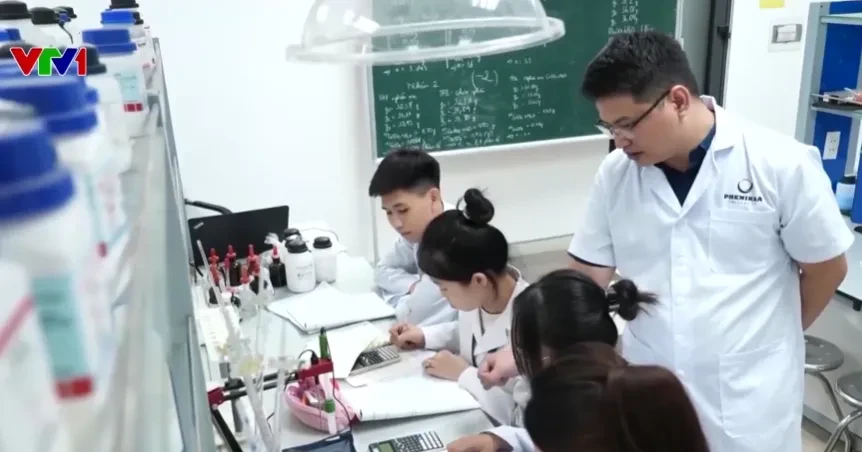 115 năm ngày Bác Hồ ra đi tìm đường cứu nước: Từ khát vọng cứu nước đến khát vọng tự cường 115 năm ngày Bác Hồ ra đi tìm đường cứu nước: Từ khát vọng cứu nước đến khát vọng tự cường