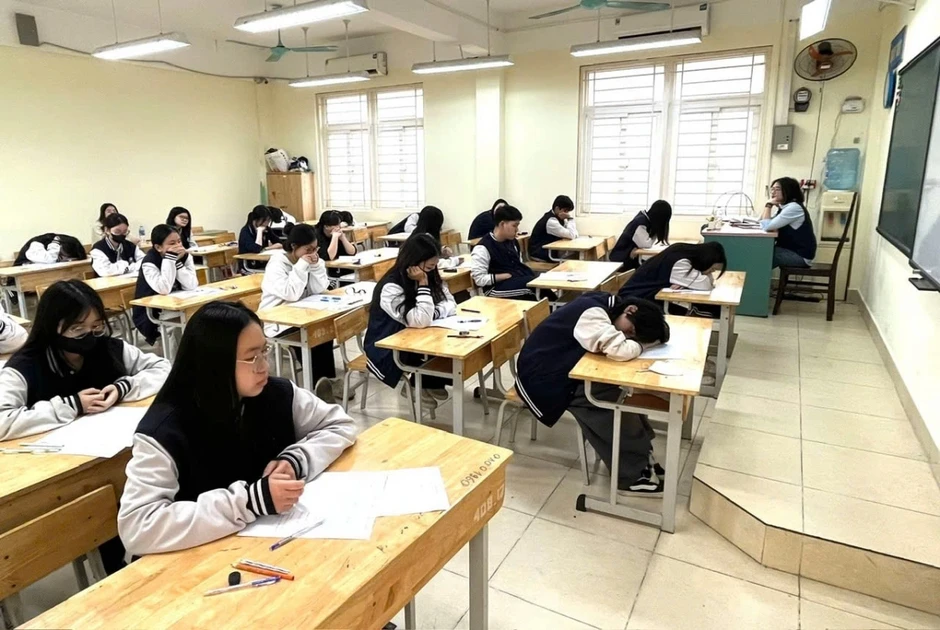 124.000 học sinh Hà Nội “thử lửa” trước kỳ thi tốt nghiệp THPT năm 2026 124.000 học sinh Hà Nội “thử lửa” trước kỳ thi tốt nghiệp THPT năm 2026