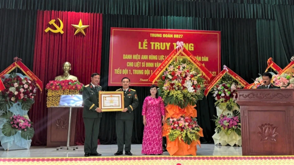 18 tuổi bắn rơi máy bay địch, 19 tuổi là Dũng sĩ diệt xe cơ giới 18 tuổi bắn rơi máy bay địch, 19 tuổi là Dũng sĩ diệt xe cơ giới