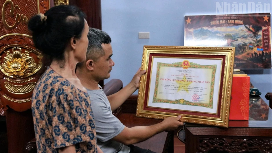 18 tuổi bắn rơi máy bay địch, 19 tuổi là Dũng sĩ diệt xe cơ giới 18 tuổi bắn rơi máy bay địch, 19 tuổi là Dũng sĩ diệt xe cơ giới