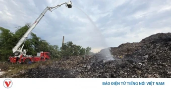 2 ngày 2 đêm căng mình khống chế cháy bãi rác Nghĩa Kỳ, Quảng Ngãi