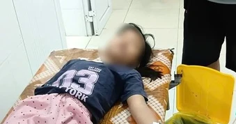 20 người nhập viện sau khi ăn bánh mì