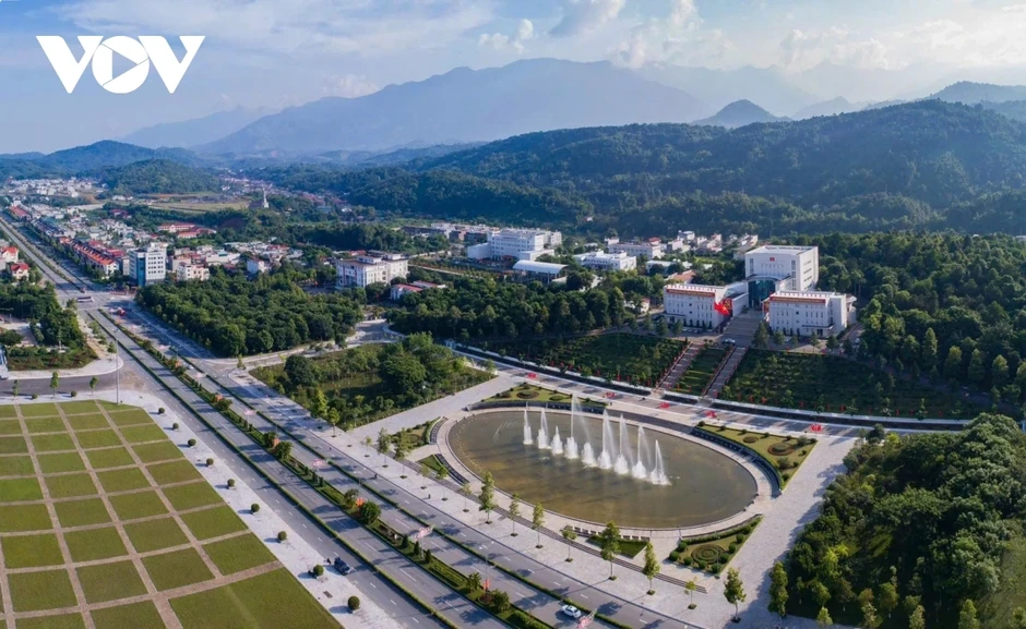 25 ngày xuống nửa ngày: Đột phá cấp sổ đỏ ở một phường của Lào Cai 25 ngày xuống nửa ngày: Đột phá cấp sổ đỏ ở một phường của Lào Cai