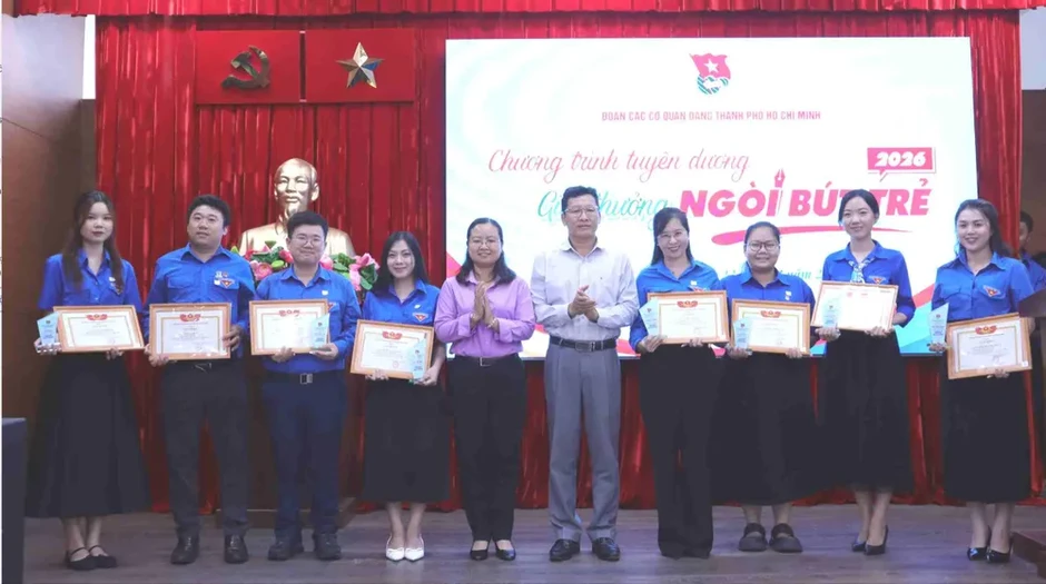28 phóng viên - biên tập viên được tuyên dương Giải thưởng Ngòi Bút Trẻ năm 2026