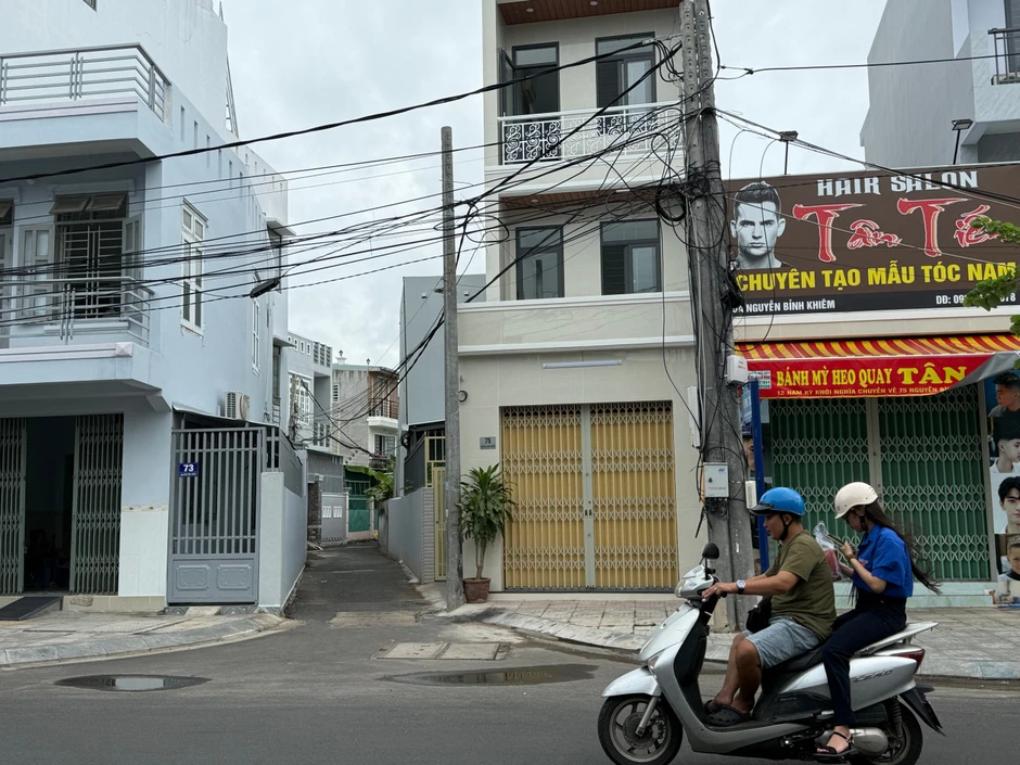 3 hộ dân hiến 2.500m² đất “vàng” mở rộng hẻm 3 hộ dân hiến 2.500m² đất “vàng” mở rộng hẻm