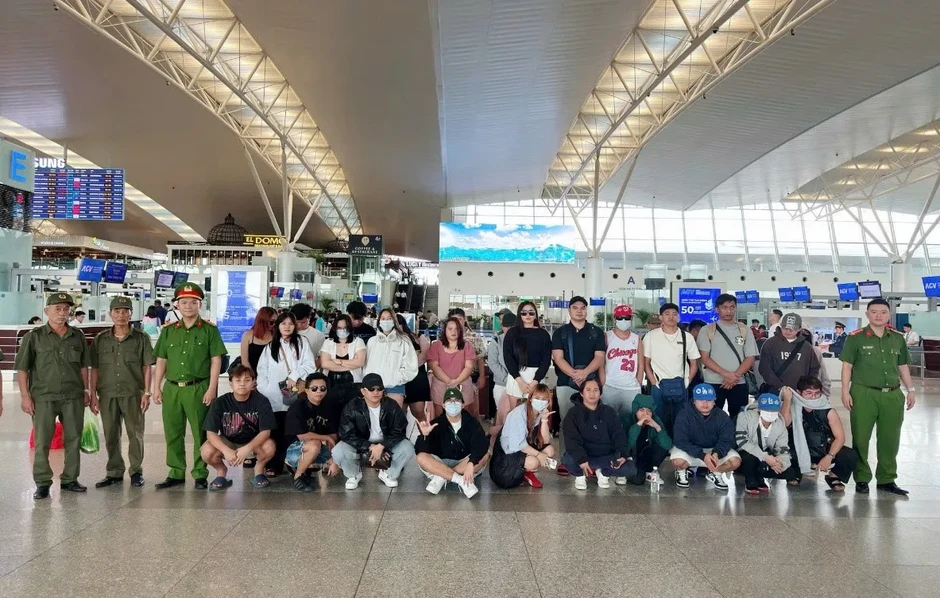 34 người nước ngoài bị dụ dỗ sang Việt Nam làm việc cho đường dây lừa đảo 34 người nước ngoài bị dụ dỗ sang Việt Nam làm việc cho đường dây lừa đảo