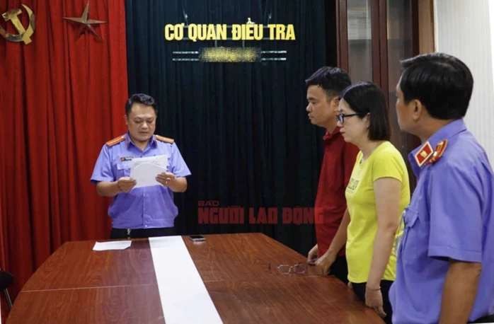 4 cựu cán bộ bị khởi tố liên quan vụ nữ sinh tử vong ở Vĩnh Long: Trách nhiệm bồi thường ra sao? 4 cựu cán bộ bị khởi tố liên quan vụ nữ sinh tử vong ở Vĩnh Long: Trách nhiệm bồi thường ra sao?