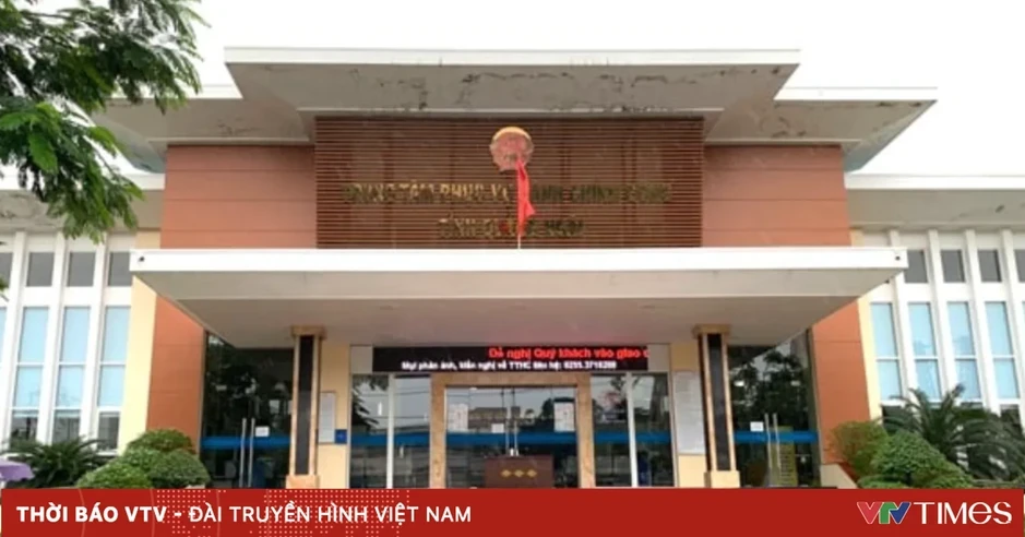 416 cán bộ, công chức ở Quảng Ngãi phải hoàn trả tiền hỗ trợ sau sáp nhập 416 cán bộ, công chức ở Quảng Ngãi phải hoàn trả tiền hỗ trợ sau sáp nhập
