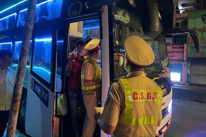5 nhóm lỗi vi phạm vào "tầm ngắm" của CSGT TPHCM 5 nhóm lỗi vi phạm vào "tầm ngắm" của CSGT TPHCM