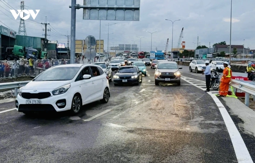 54km cao tốc Biên Hòa - Vũng Tàu chính thức vận hành đồng bộ 54km cao tốc Biên Hòa - Vũng Tàu chính thức vận hành đồng bộ