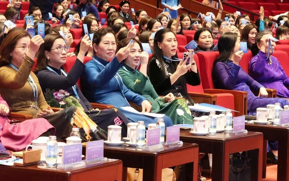 789 đại biểu tham dự Phiên làm việc thứ nhất Đại hội đại biểu Phụ nữ toàn quốc 789 đại biểu tham dự Phiên làm việc thứ nhất Đại hội đại biểu Phụ nữ toàn quốc