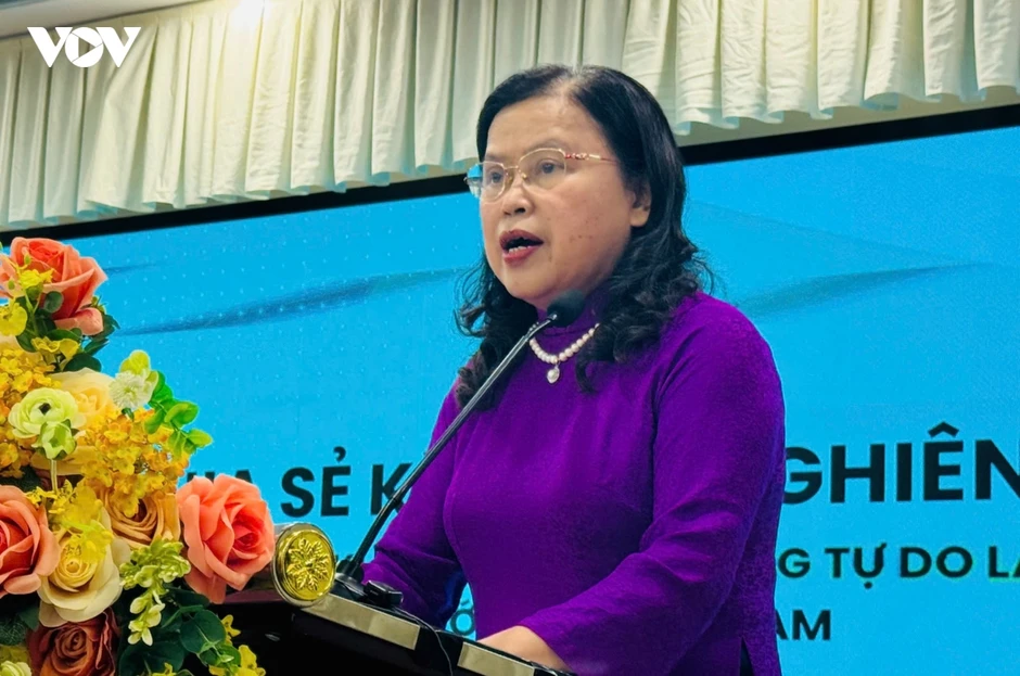 95,4% lao động tự do ngoài trời đối mặt nhiều rủi ro sức khỏe 95,4% lao động tự do ngoài trời đối mặt nhiều rủi ro sức khỏe
