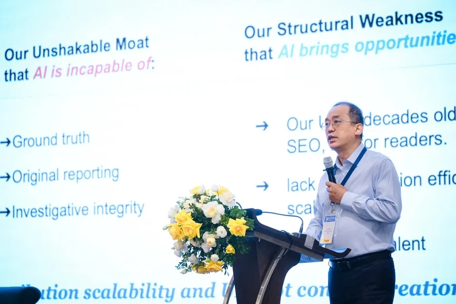 AI phải hỗ trợ nhà báo, không thay thế vai trò con người AI phải hỗ trợ nhà báo, không thay thế vai trò con người