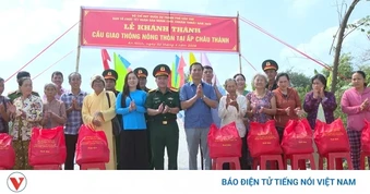 Ấm áp nghĩa tình quân dân trong ngày Tết Chôl Chnăm Thmây