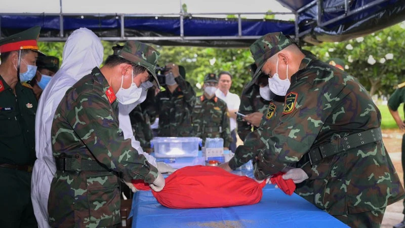 An Giang bàn giao 598 mẫu hài cốt liệt sĩ phục vụ giám định ADN