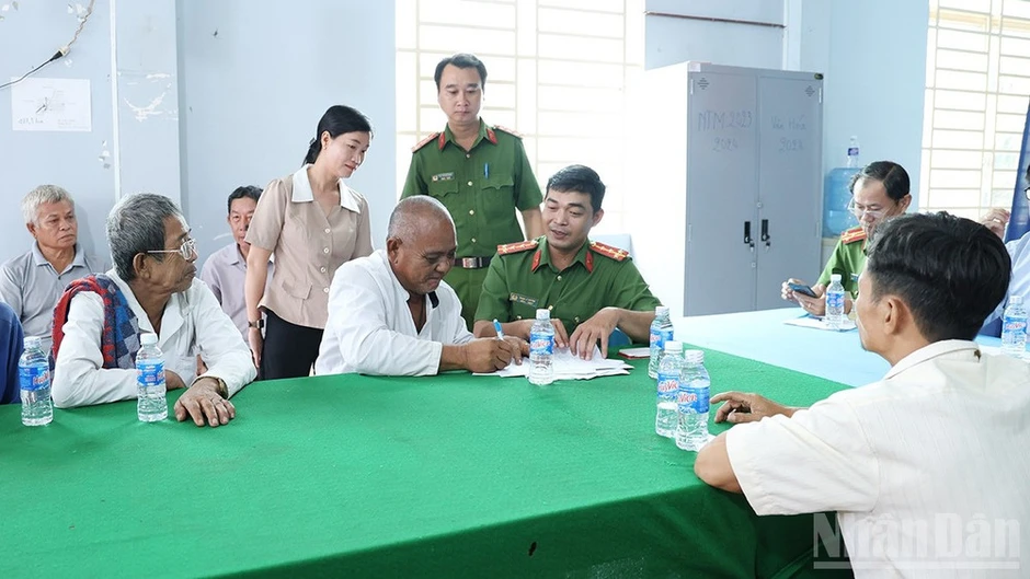 An Giang: Phát huy hiệu quả vai trò của chức sắc tôn giáo trong thực hiện “xã không ma túy” tại xã An Cư An Giang: Phát huy hiệu quả vai trò của chức sắc tôn giáo trong thực hiện “xã không ma túy” tại xã An Cư