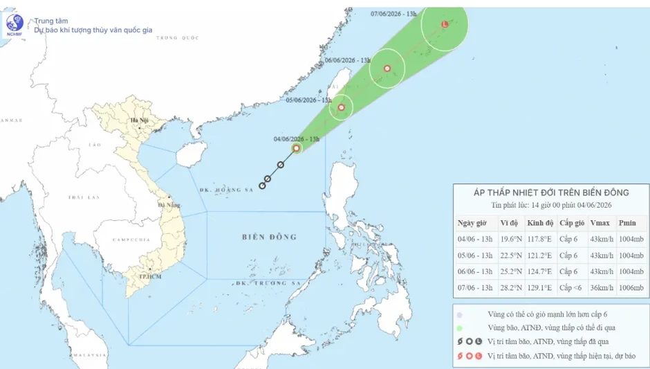 Áp thấp nhiệt đới giật cấp 8, cách đặc khu Hoàng Sa khoảng 650km
