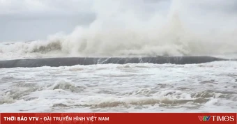 Áp thấp sắp vào Biển Đông, khả năng mạnh lên thành bão