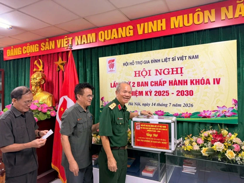 Ba hồi chuông chùa tưởng niệm tri ân các Anh hùng liệt sĩ Ba hồi chuông chùa tưởng niệm tri ân các Anh hùng liệt sĩ