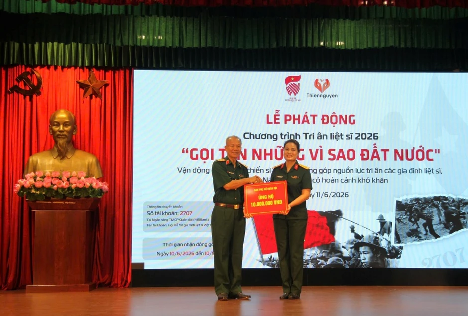 Ba hồi chuông chùa tưởng niệm tri ân các Anh hùng liệt sĩ Ba hồi chuông chùa tưởng niệm tri ân các Anh hùng liệt sĩ