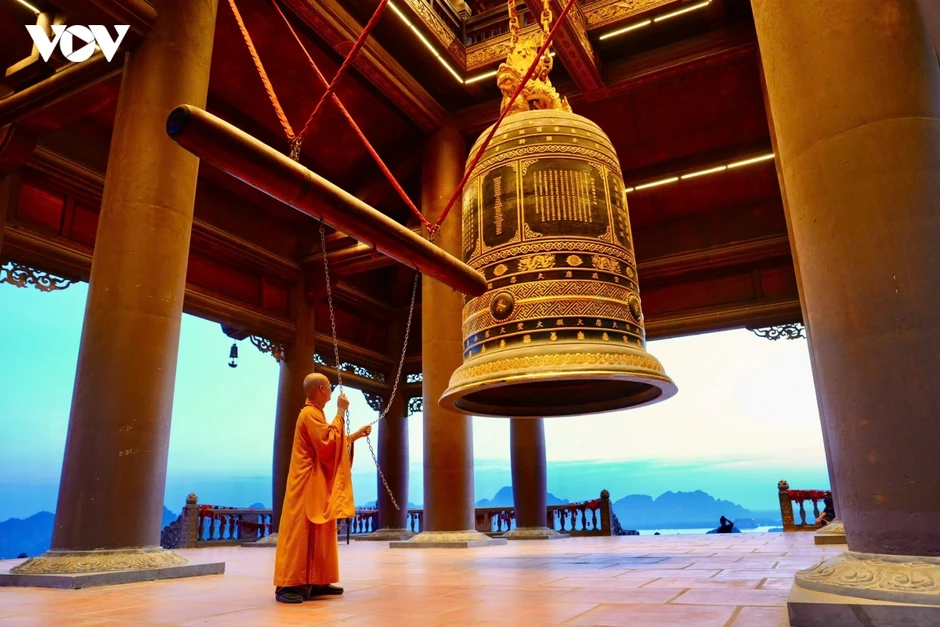 Ba hồi chuông, trống Bát nhã vọng khắp 18.000 chùa tưởng niệm các anh hùng liệt sĩ