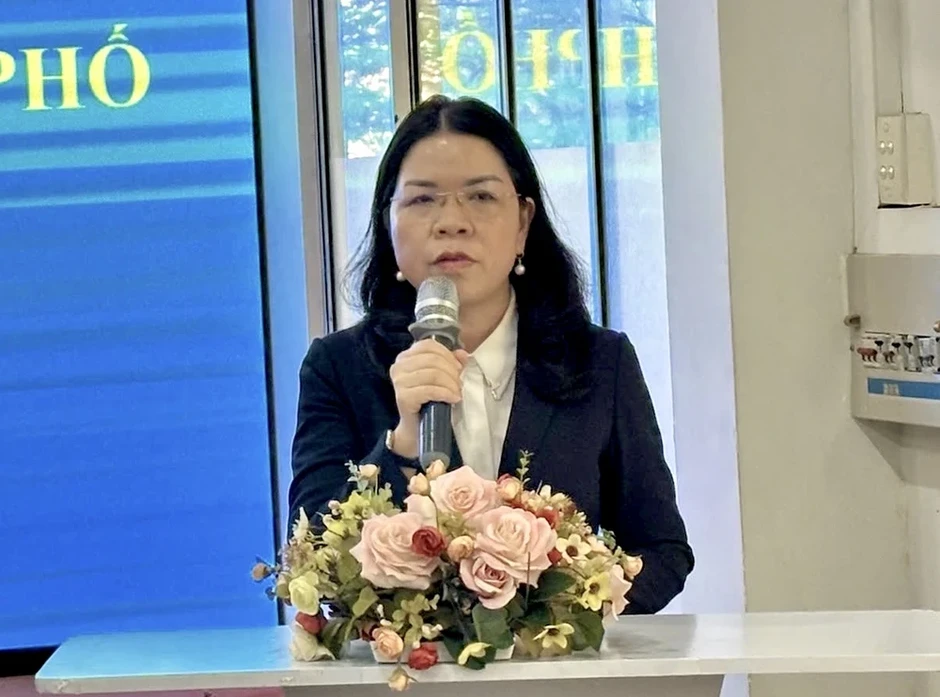Bà Nguyễn Thị Ngọc Xuân được bầu Chủ tịch Hội LHPN TP.HCM Bà Nguyễn Thị Ngọc Xuân được bầu Chủ tịch Hội LHPN TP.HCM