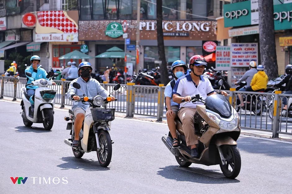 Bắc Bộ chiều tối mưa dông, Nam Bộ nắng nóng gay gắt Bắc Bộ chiều tối mưa dông, Nam Bộ nắng nóng gay gắt