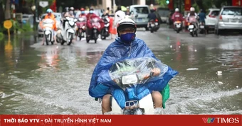 Bắc Bộ mưa dông, có nơi trên 100mm, biển động trên diện rộng