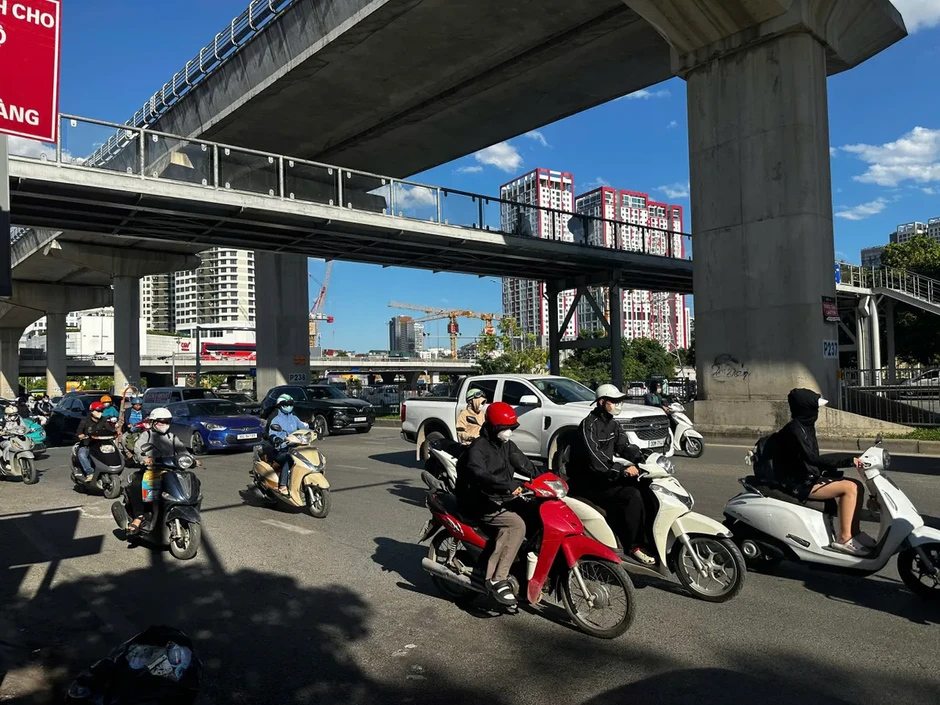 Bắc Bộ và Trung Bộ nắng nóng đỉnh điểm đến tận 19h, có nơi trên 40 độ C Bắc Bộ và Trung Bộ nắng nóng đỉnh điểm đến tận 19h, có nơi trên 40 độ C