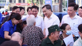 Bắc Ninh: Khám, cấp thuốc và tặng quà tri ân người có công với cách mạng