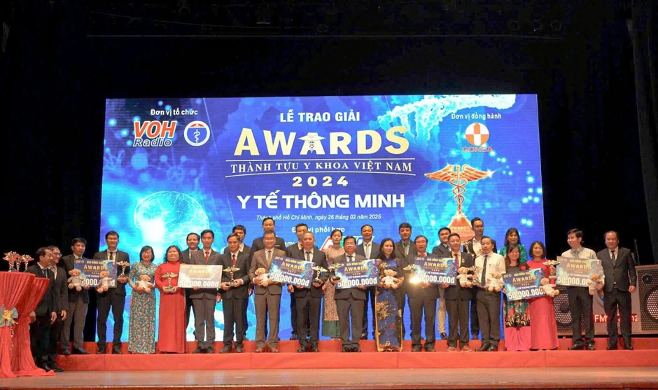 Bác sĩ trẻ và những đổi mới sáng tạo từ giường bệnh Bác sĩ trẻ và những đổi mới sáng tạo từ giường bệnh