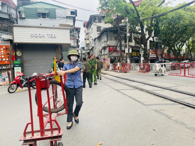 Bài 1: SOS về thái độ chủ quan của người dân Bài 1: SOS về thái độ chủ quan của người dân