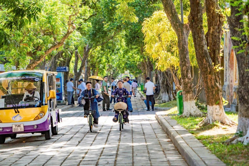 Bài 4: Những điểm đến nổi tiếng của thế giới không tiếng động cơ Bài 4: Những điểm đến nổi tiếng của thế giới không tiếng động cơ