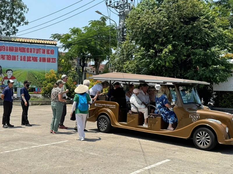 Bài 4: Những điểm đến nổi tiếng của thế giới không tiếng động cơ Bài 4: Những điểm đến nổi tiếng của thế giới không tiếng động cơ