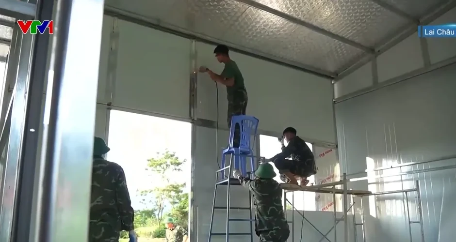 Bàn giao 24 căn nhà cho người dân vùng lũ Mường Than vào 5/8 Bàn giao 24 căn nhà cho người dân vùng lũ Mường Than vào 5/8