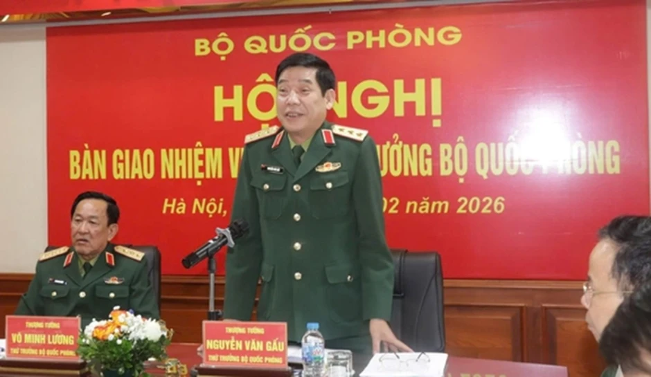 Bàn giao nhiệm vụ Thứ trưởng Bộ Quốc phòng Bàn giao nhiệm vụ Thứ trưởng Bộ Quốc phòng