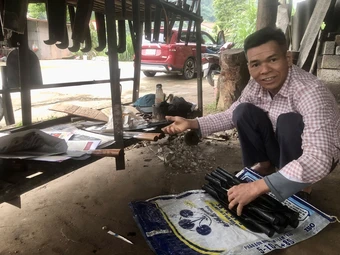 Bản hùng ca lao động giữa thép và&nbsp;lửa ở làng nghề rèn Phúc Sen