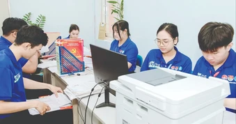Bản lĩnh người trẻ trước ma trận thông tin số