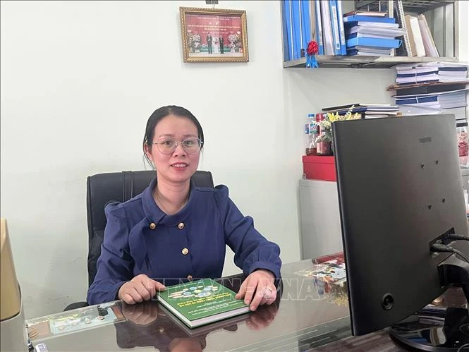 Bản lĩnh nữ trí thức Việt trong hành trình kiến tạo giá trị Bản lĩnh nữ trí thức Việt trong hành trình kiến tạo giá trị