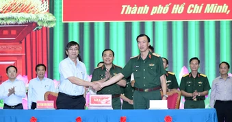 Báo chí đồng hành cùng lực lượng vũ trang TPHCM