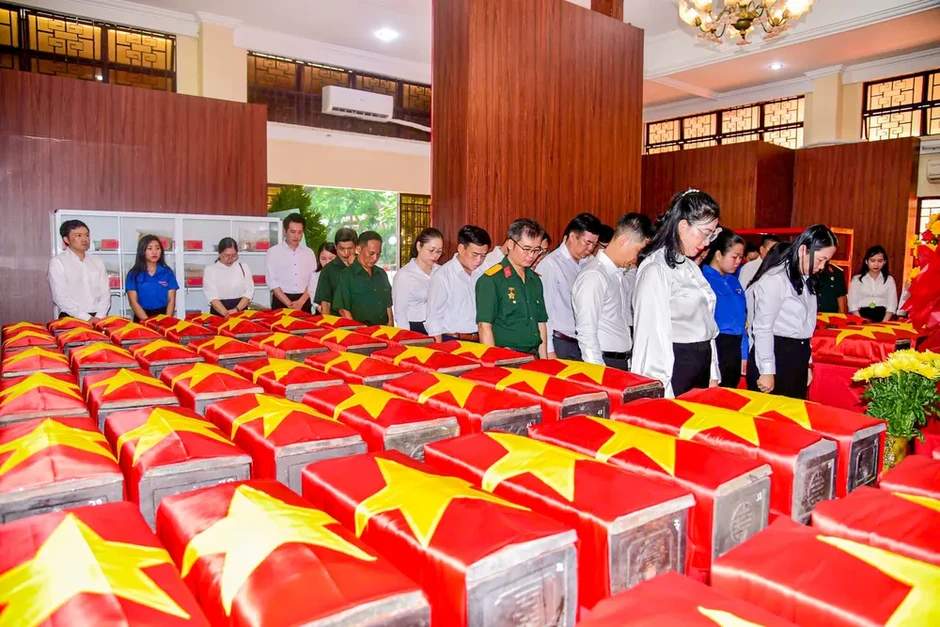 Báo chí đồng hành tìm kiếm, xác định danh tính liệt sĩ Báo chí đồng hành tìm kiếm, xác định danh tính liệt sĩ
