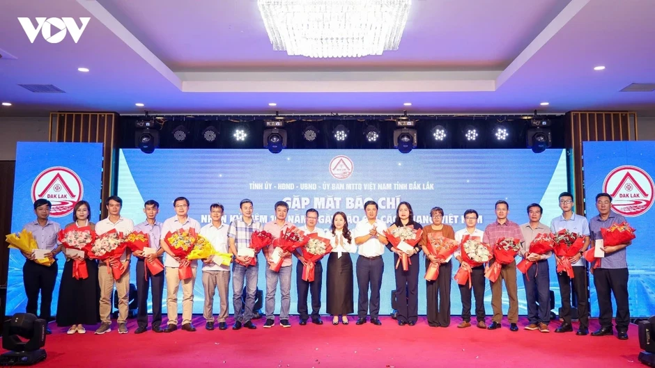 Báo chí góp phần lan tỏa hình ảnh Đắk Lắk đến với cả nước Báo chí góp phần lan tỏa hình ảnh Đắk Lắk đến với cả nước